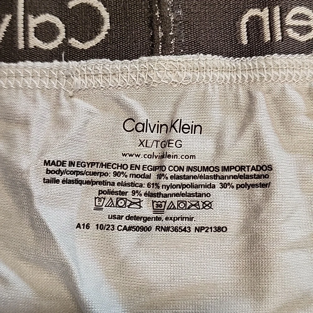 Calvin Klein calvin klein
